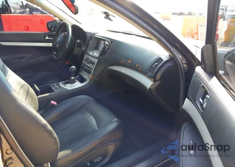 2009 Infiniti G37X из США, поврежденный, VIN JNKCV61F99M365821